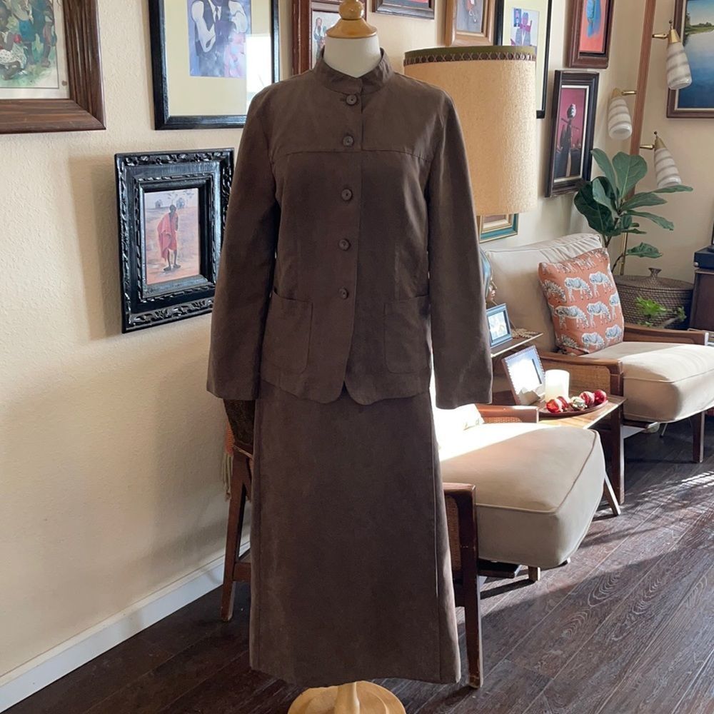 Women’s 90s Suit 